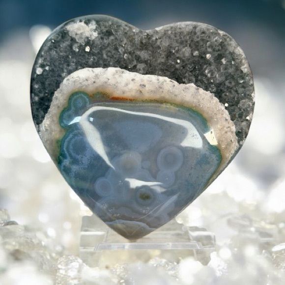 Accessories - Ocean Waves •Blue Agate Druzy Cave Heart• Stunning Quality Agate • Brazil• 0013